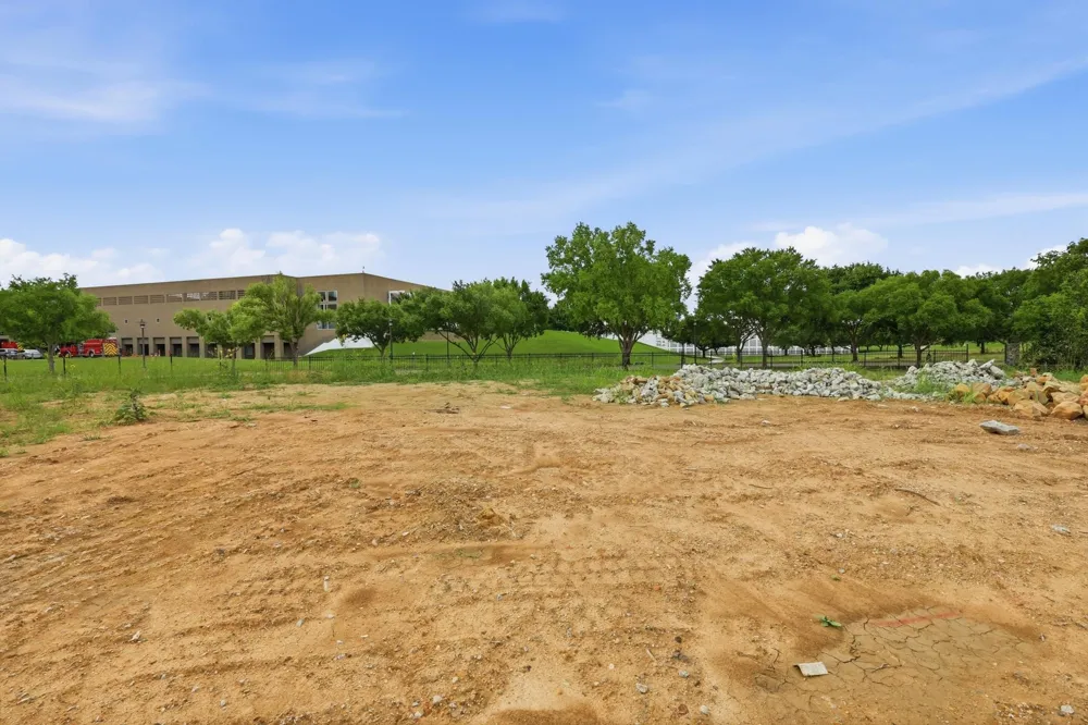 2212 Otter Lane Southlake, TX 76262