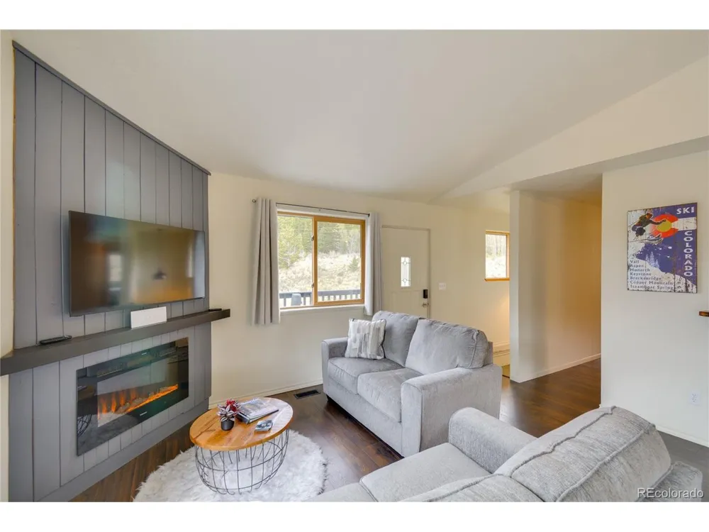 141 Quartzville Road Alma, CO 80420