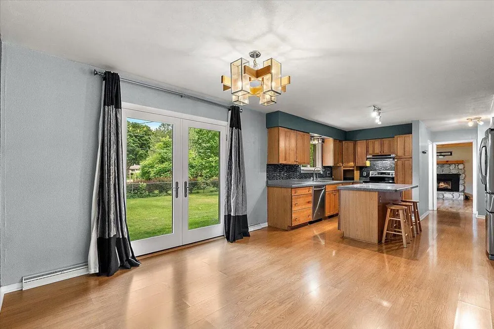 5866 Ponderosa Drive Stevensville, MI 49127