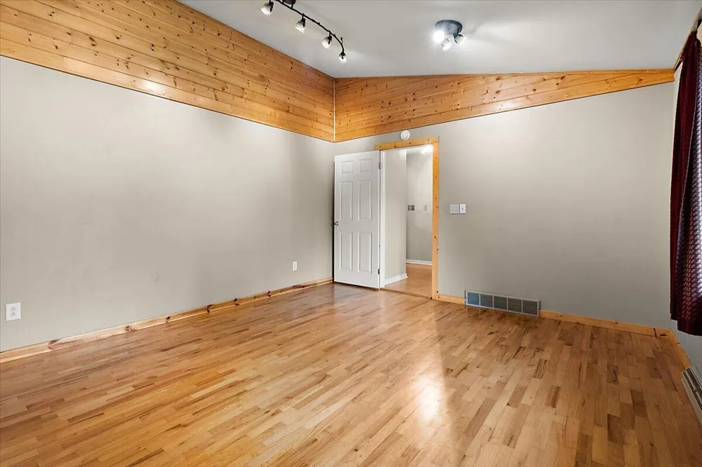 5866 Ponderosa Drive Stevensville, MI 49127