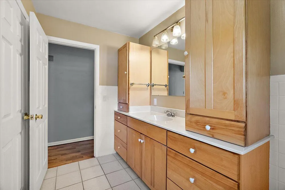 5866 Ponderosa Drive Stevensville, MI 49127