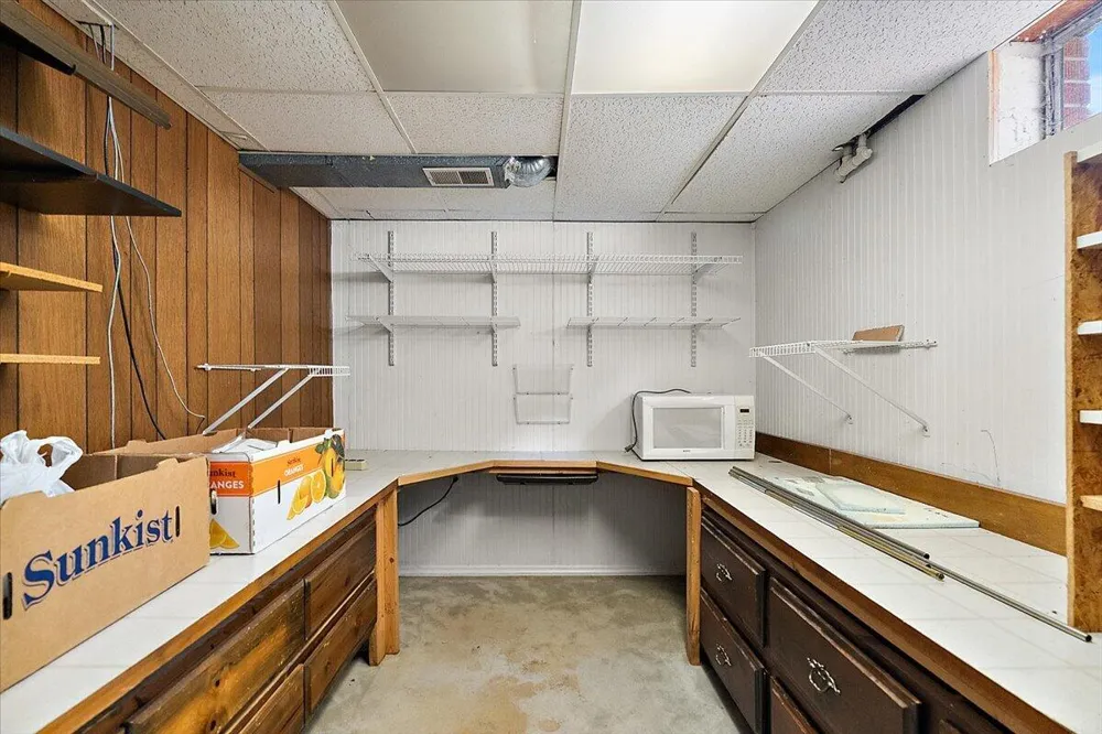 5866 Ponderosa Drive Stevensville, MI 49127