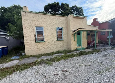 622 Texas Court