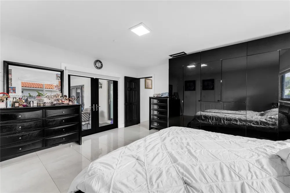 551 SW 127th Ave Miami, FL 33184