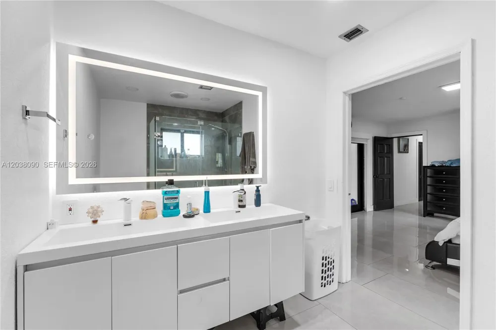 551 SW 127th Ave Miami, FL 33184