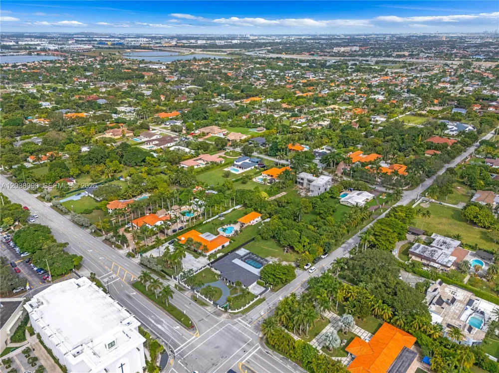 551 SW 127th Ave Miami, FL 33184