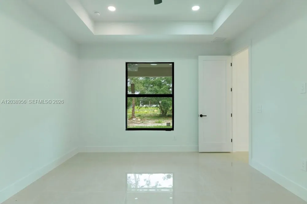 814 Calyton Ave Lehigh Acres, FL 33972