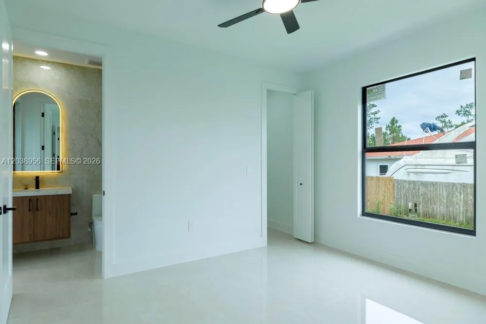 814 Calyton Ave Lehigh Acres, FL 33972