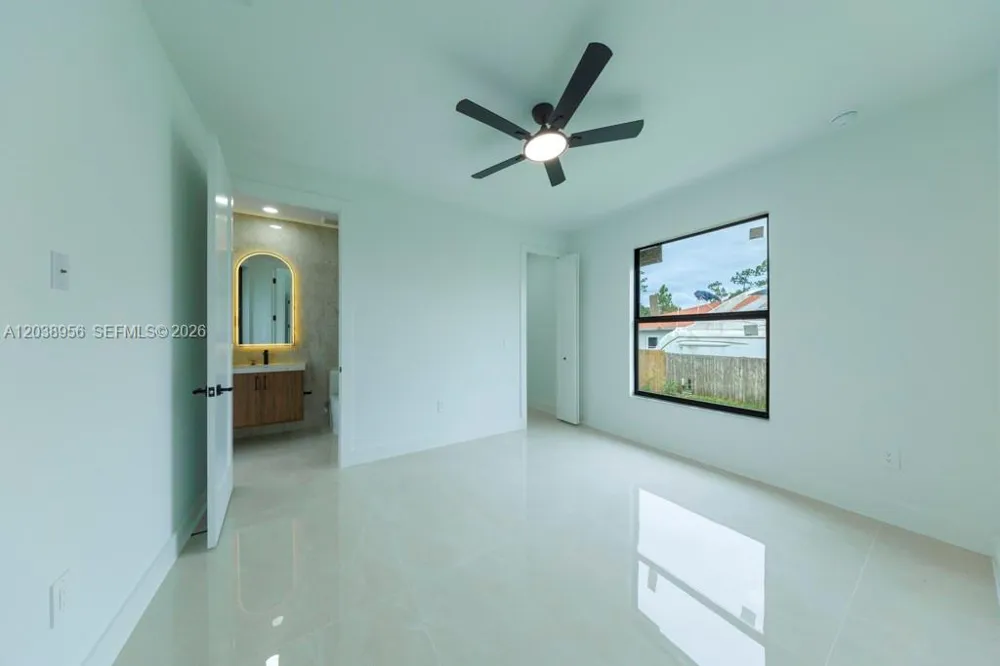 814 Calyton Ave Lehigh Acres, FL 33972