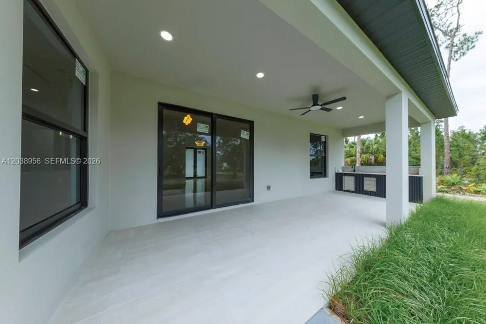 814 Calyton Ave Lehigh Acres, FL 33972