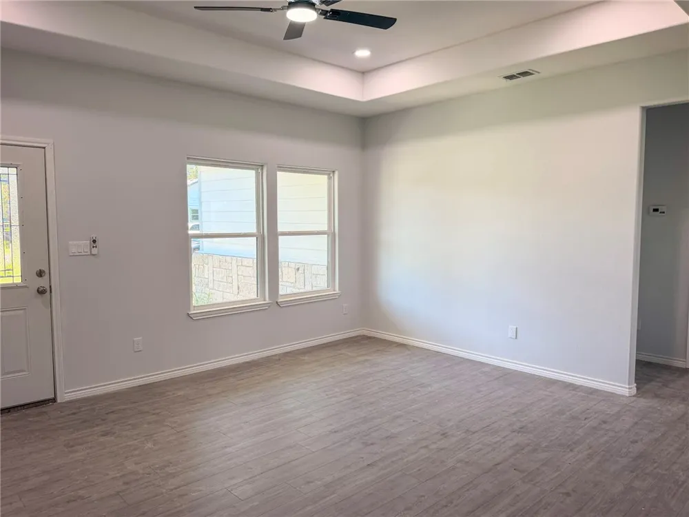 903 E Bowie Street Beeville, TX 78102