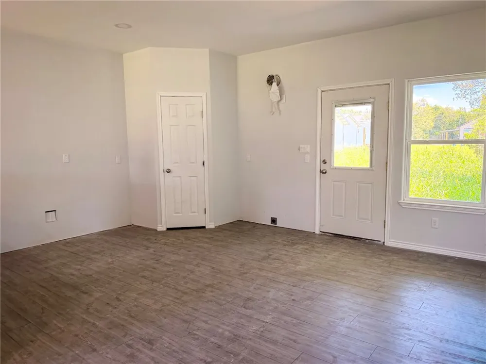 903 E Bowie Street Beeville, TX 78102