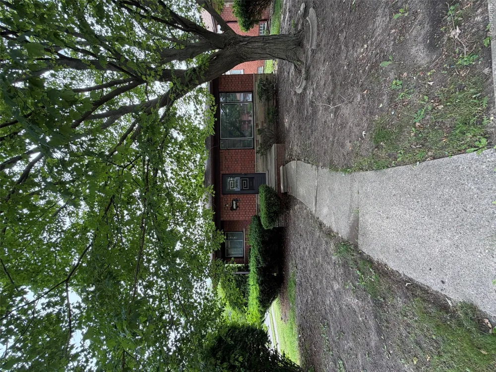 23750 Wildwood Street Oak Park City, MI 48237