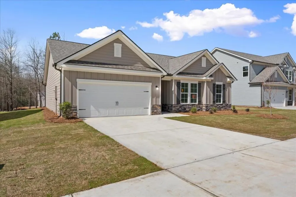 526 Lillian Way Statham, GA 30666