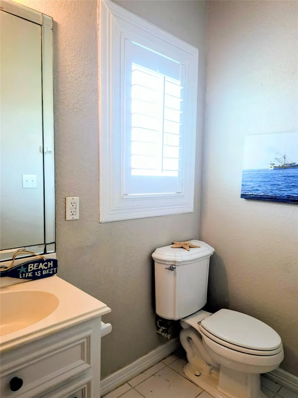 111 Kona Drive Tiki Island, TX 77554