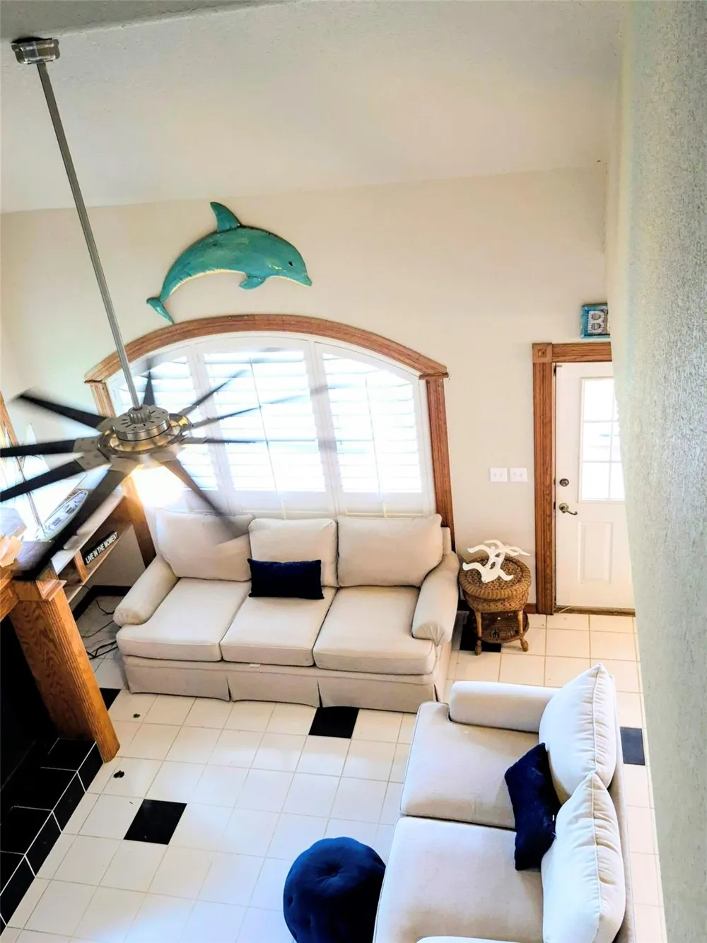 111 Kona Drive Tiki Island, TX 77554