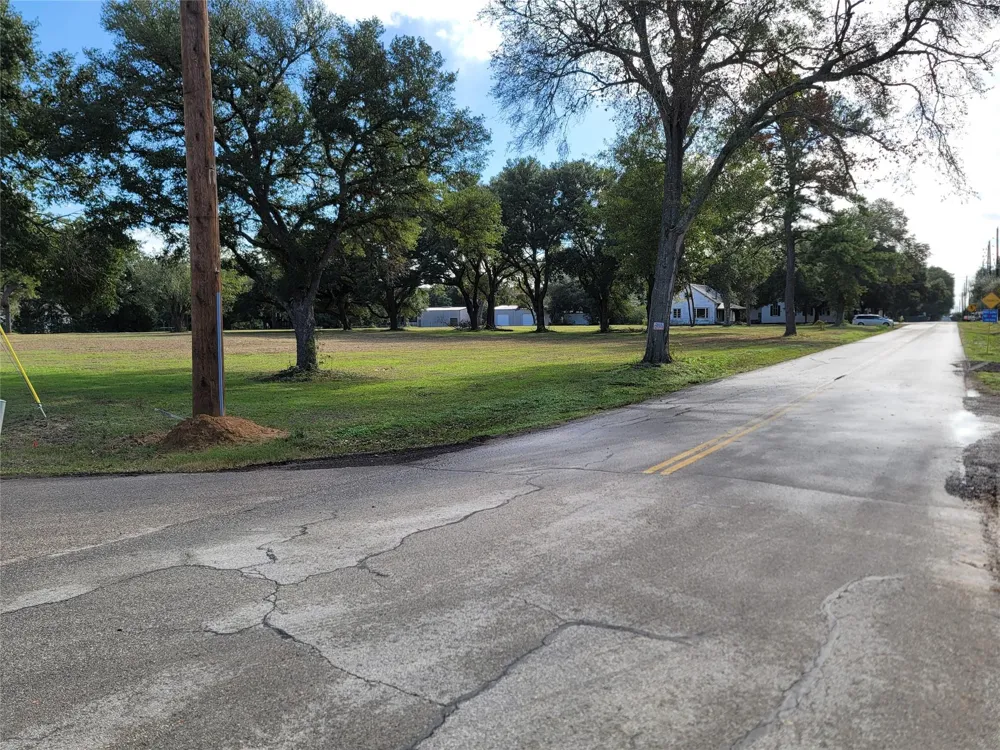Burkhardt Road Tomball, TX 77377