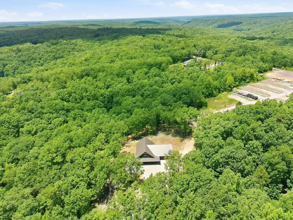 2120 Highway 412 West W Linden, TN 37096