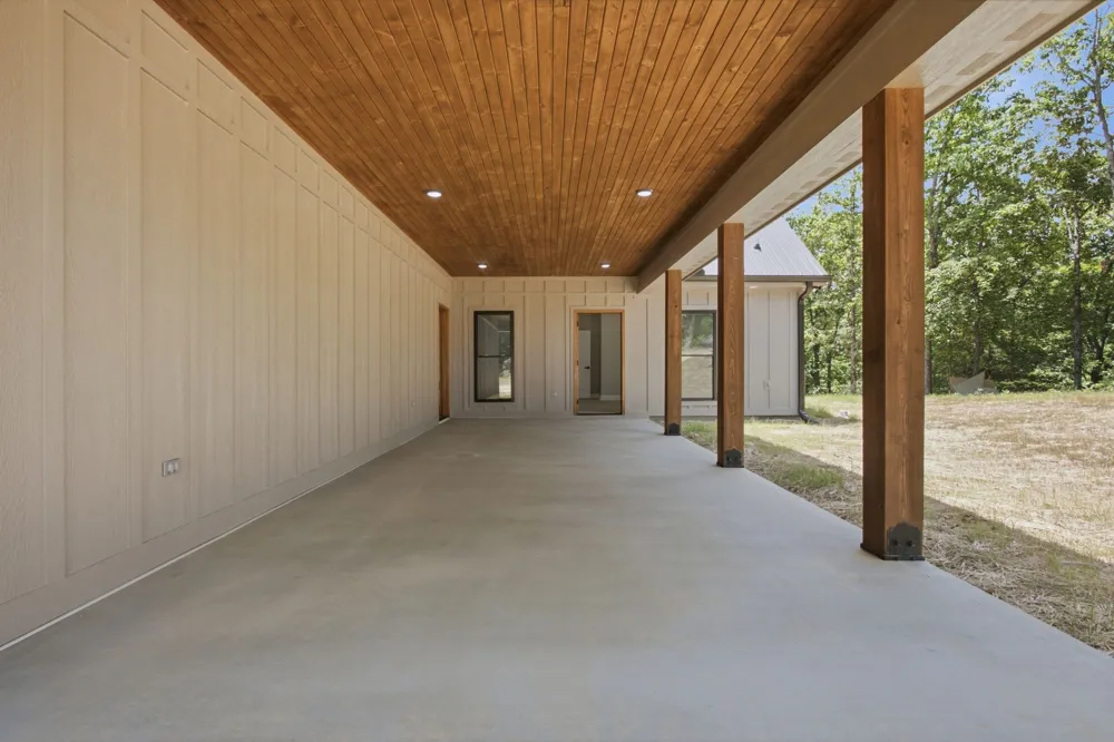 2120 Highway 412 West W Linden, TN 37096