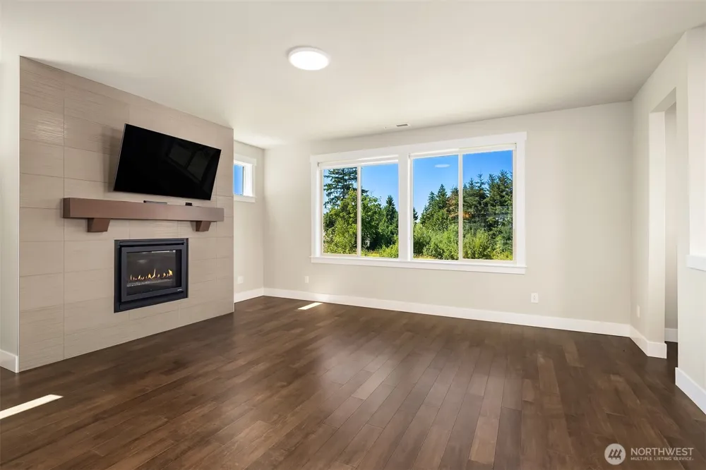 14012 12th Place W Lynnwood, WA 98087