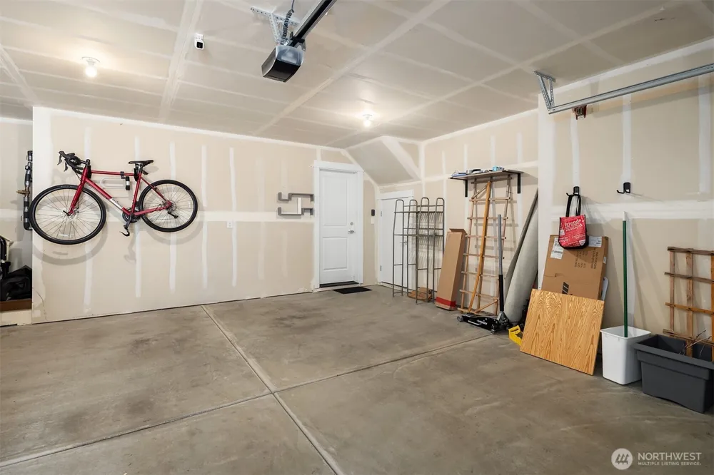 14012 12th Place W Lynnwood, WA 98087