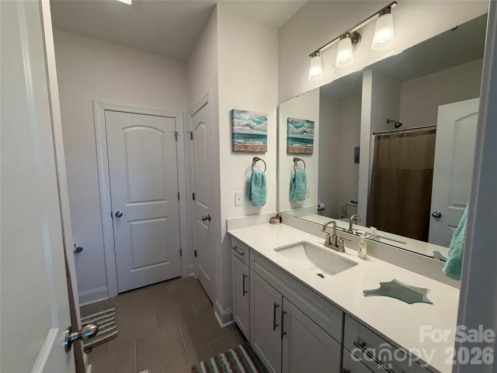 2125 24th Street Lane SE Hickory, NC 28602
