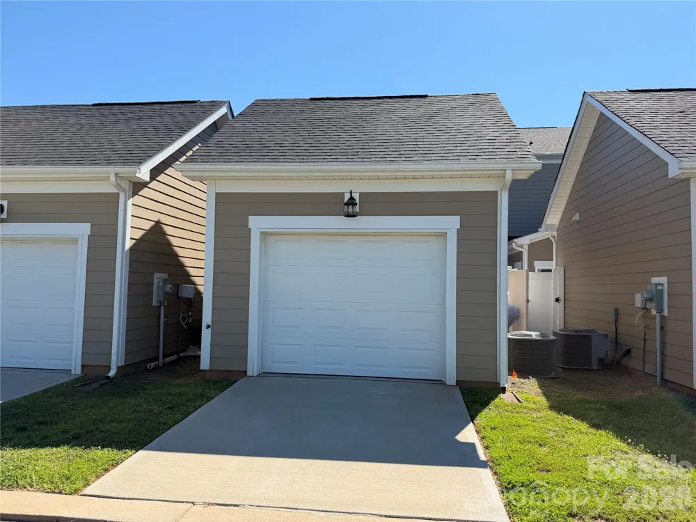 2125 24th Street Lane SE Hickory, NC 28602