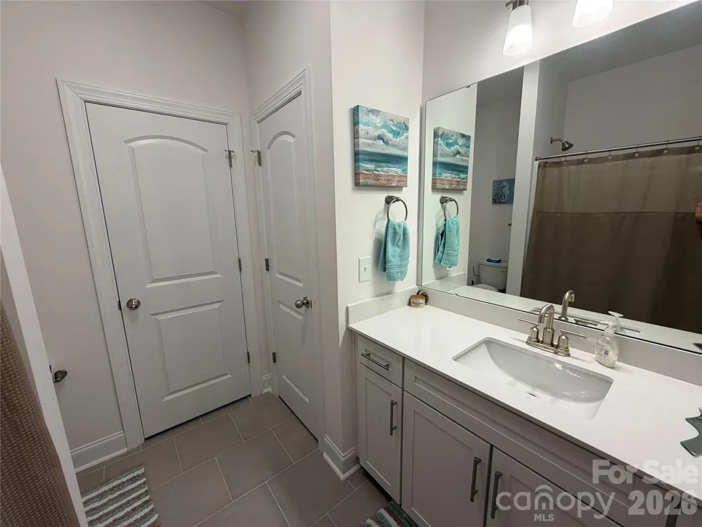 2125 24th Street Lane SE Hickory, NC 28602