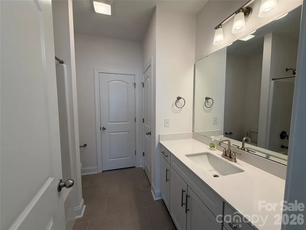 2125 24th Street Lane SE Hickory, NC 28602