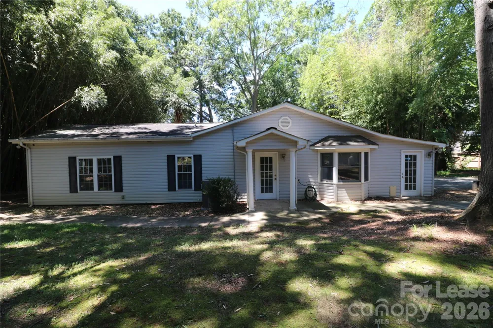 4589 Giles Avenue Sherrills Ford, NC 28673