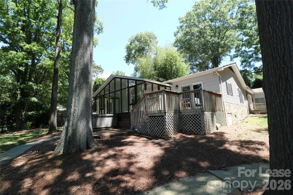 4589 Giles Avenue Sherrills Ford, NC 28673