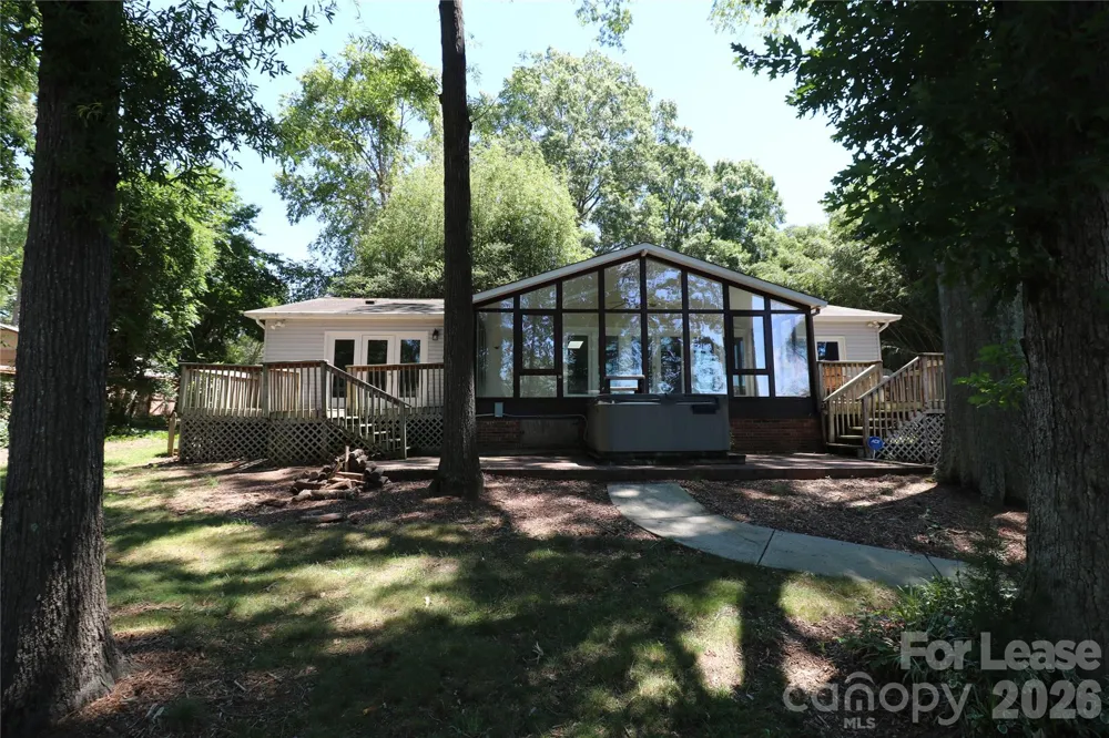 4589 Giles Avenue Sherrills Ford, NC 28673