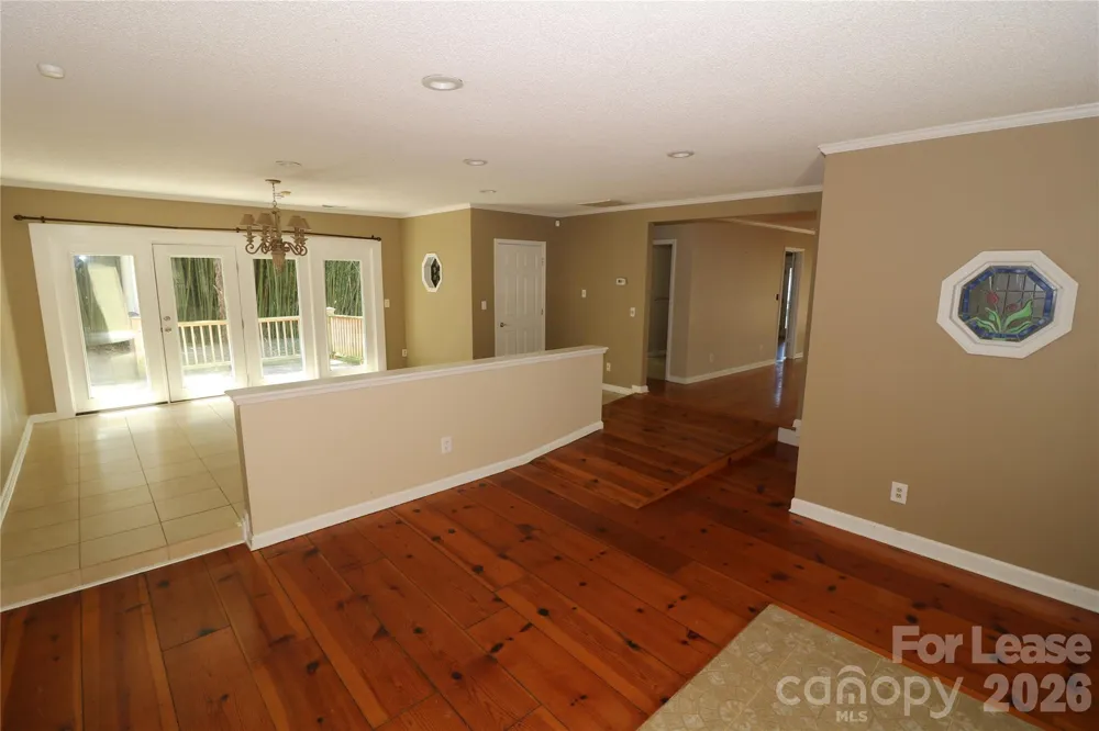 4589 Giles Avenue Sherrills Ford, NC 28673
