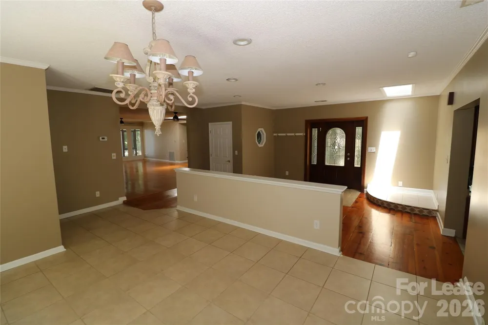 4589 Giles Avenue Sherrills Ford, NC 28673