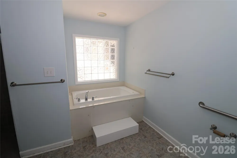 4589 Giles Avenue Sherrills Ford, NC 28673