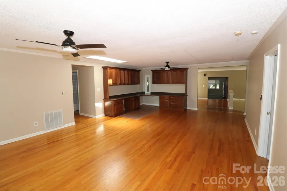 4589 Giles Avenue Sherrills Ford, NC 28673