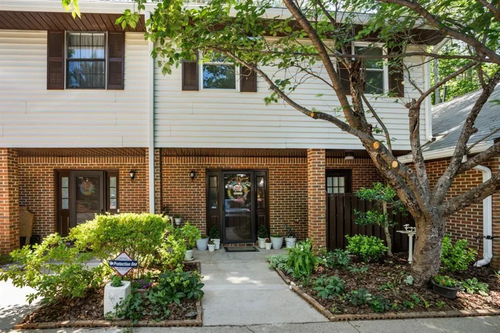 6176 Wintergreen Rd Norcross, GA 30093