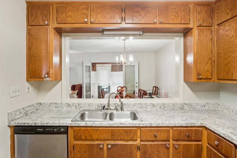 6176 Wintergreen Rd Norcross, GA 30093