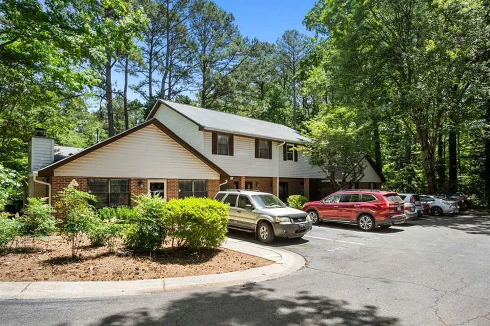 6176 Wintergreen Rd Norcross, GA 30093