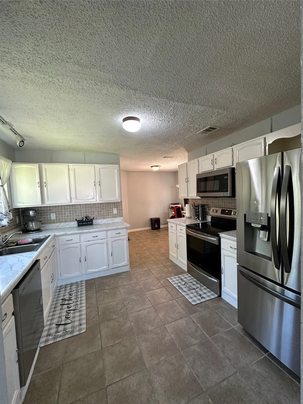 884 Bitternut Drive Coppell, TX 75019
