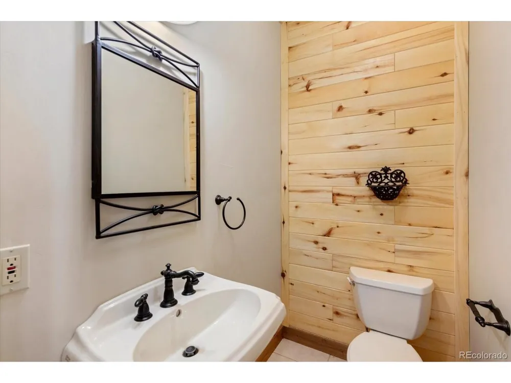 2891 Bird Point Drive Cotopaxi, CO 81223