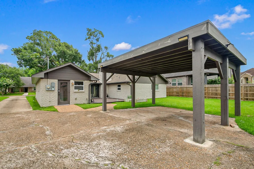 5207 Wigton Drive Houston, TX 77096