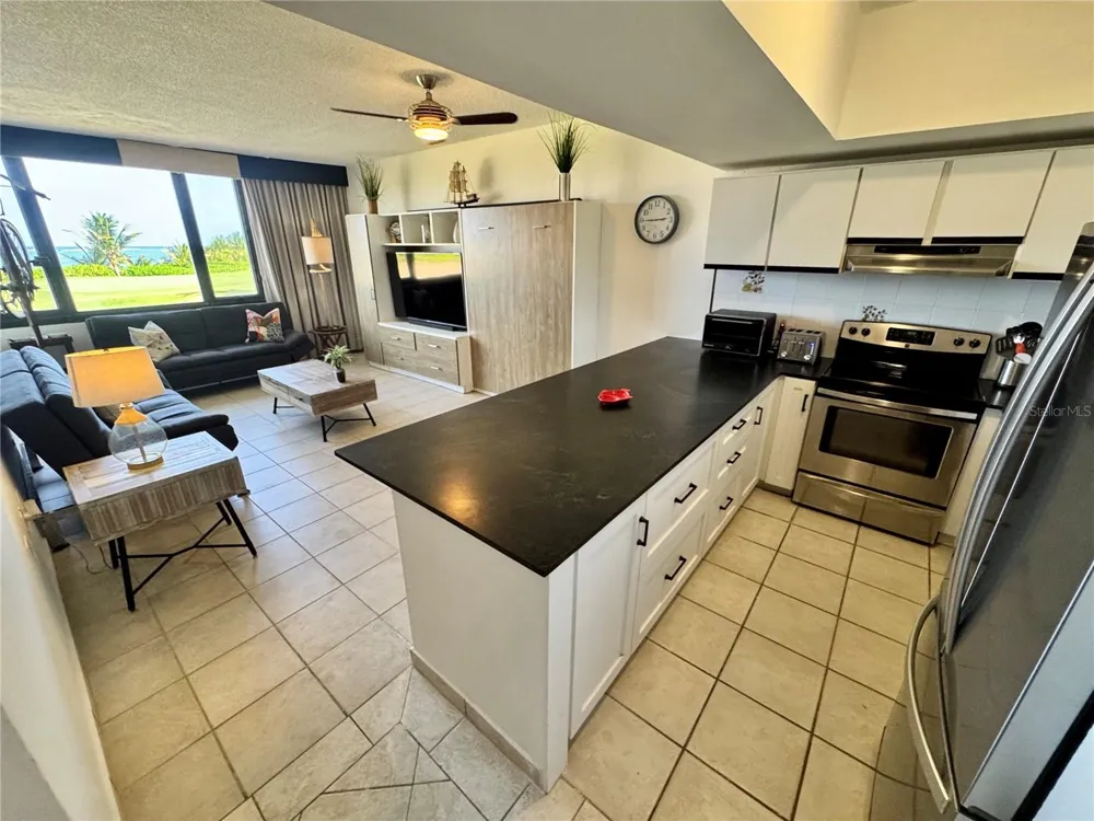 222 BEACH VILLAGE Humacao, PR 00791
