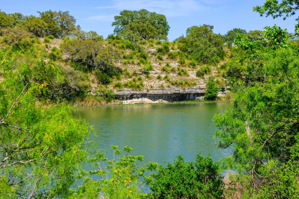 2 Byrd Ranch Road Johnson City, TX 78636