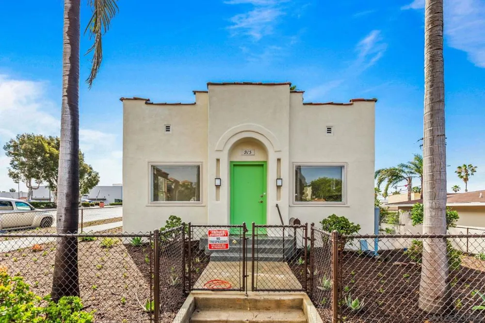 915 Civic Center Dr Oceanside, CA 92054