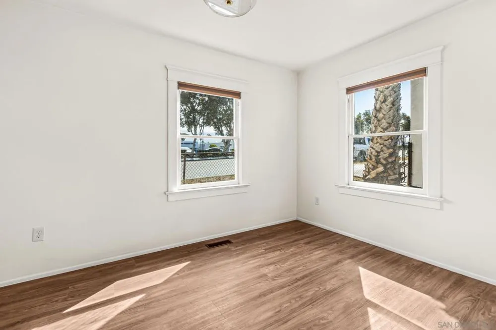 915 Civic Center Dr Oceanside, CA 92054