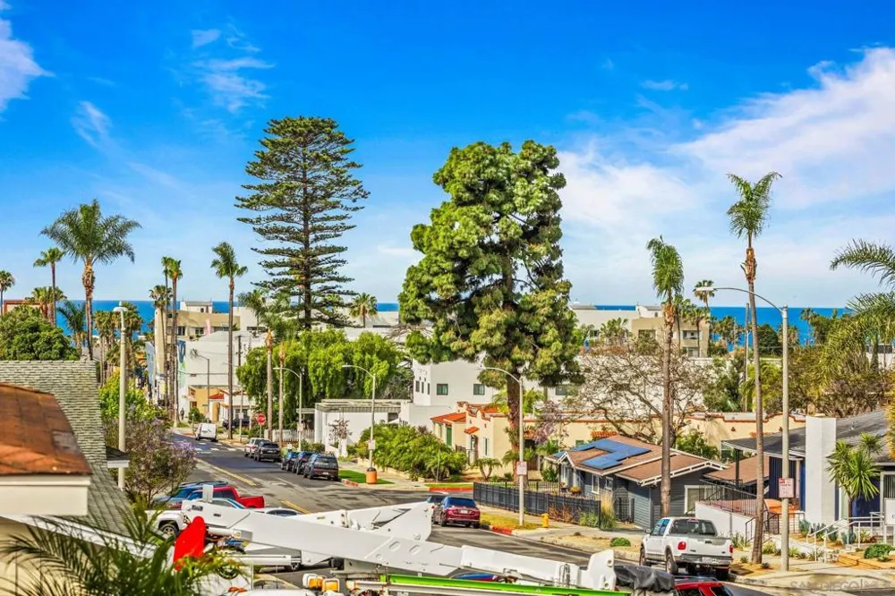 915 Civic Center Dr Oceanside, CA 92054