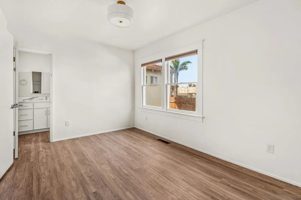 915 Civic Center Dr Oceanside, CA 92054