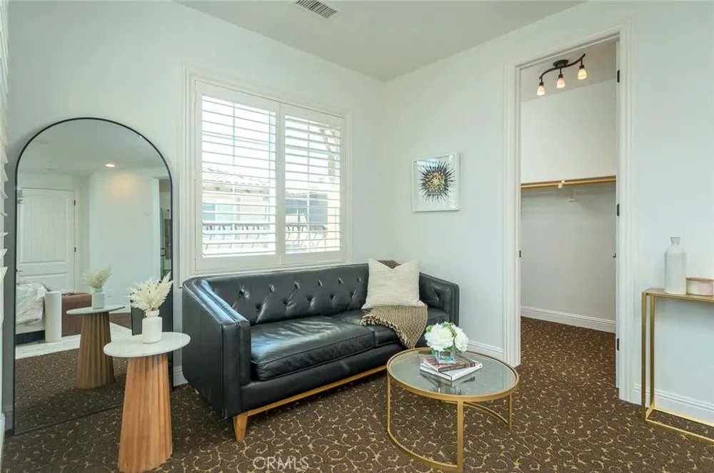 21929 Cortina Chatsworth, CA 91311