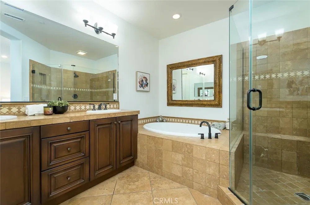21929 Cortina Chatsworth, CA 91311